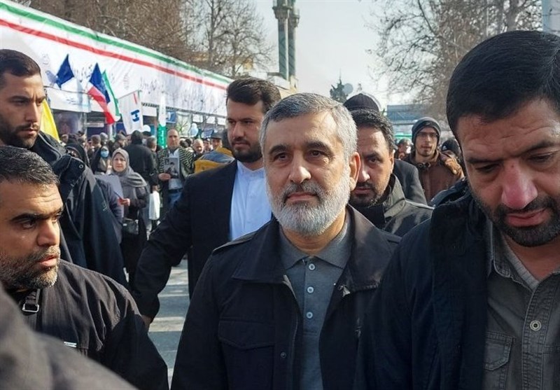 پاسخ حاجی زاده به تهدید ترامپ:حمله به ایران جرات میخواهد.