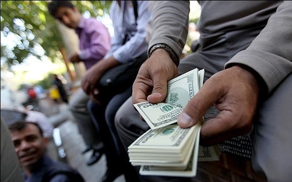 قیمت دلار و یورو یکشنبه ۲۳ دی ۱۴۰۳