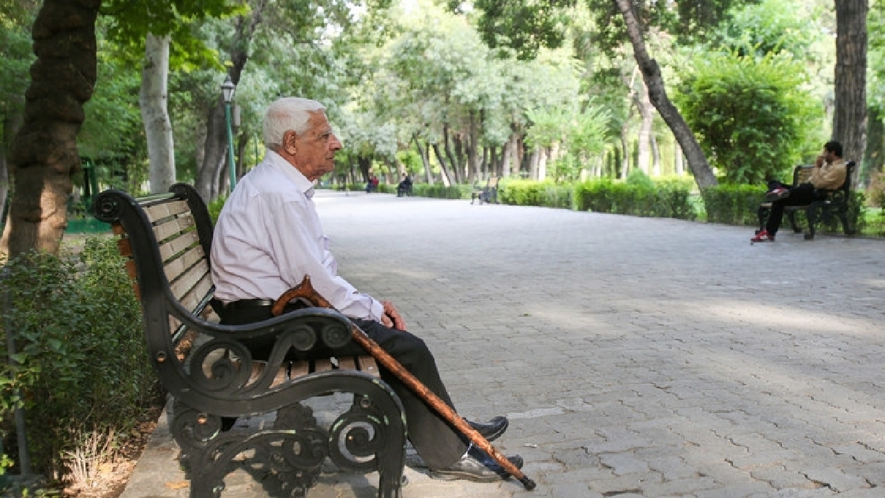  پرداخت  عیدی مستمری‌بگیران، پس از تأمین منابع مالی