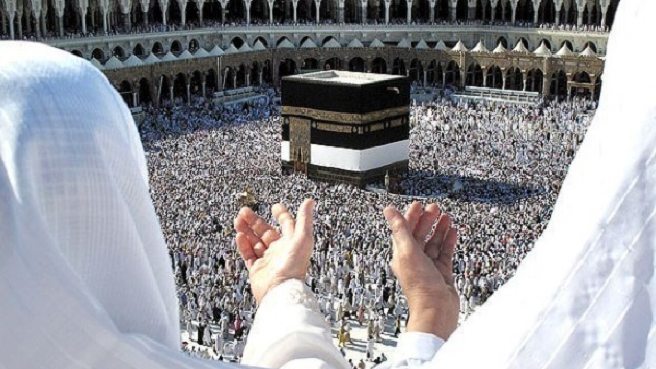 اثرات حج عمره در شکل‌گیری بینش دینی دانشجویان