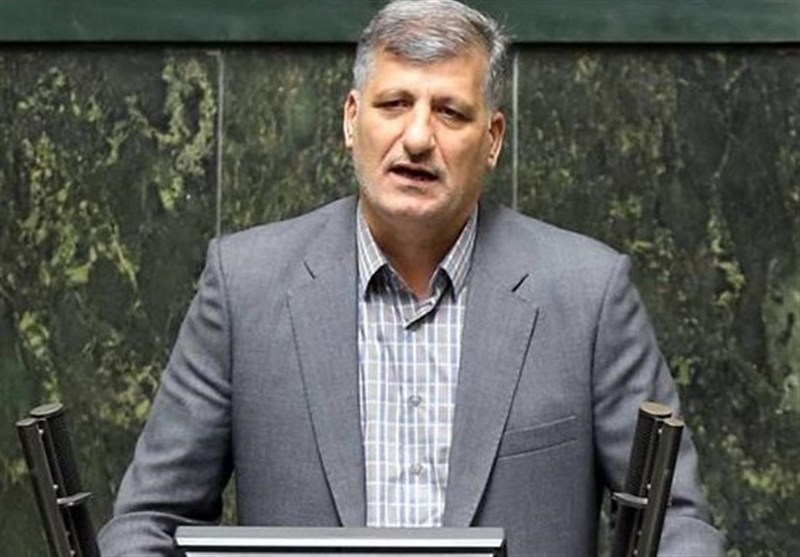 ارسال پیامک های تهدیدآمیز به نمایندگان مجلس علیه قالیباف