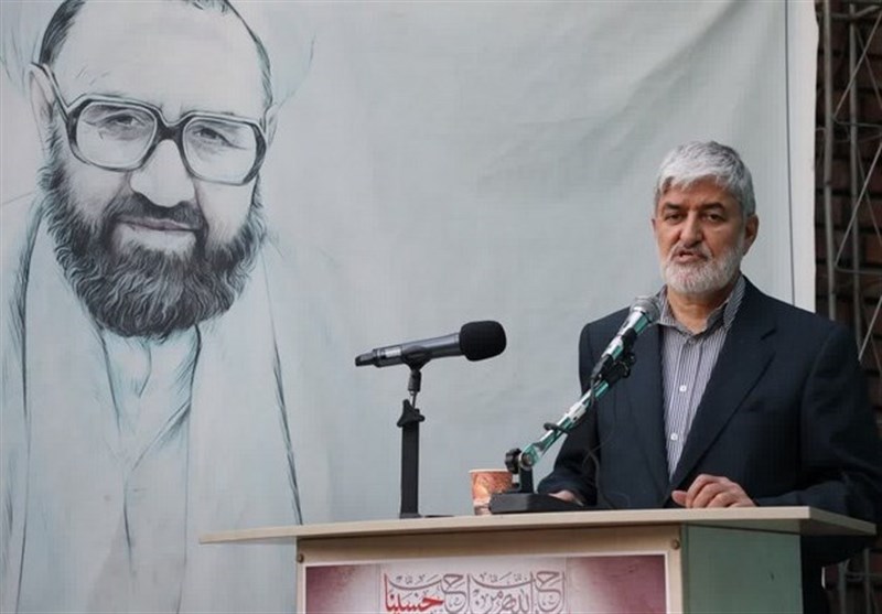 شهید مطهری همواره بر خلوص نیت و ایدئولوژیک بودن حرکت انقلاب اسلامی اصرار داشت