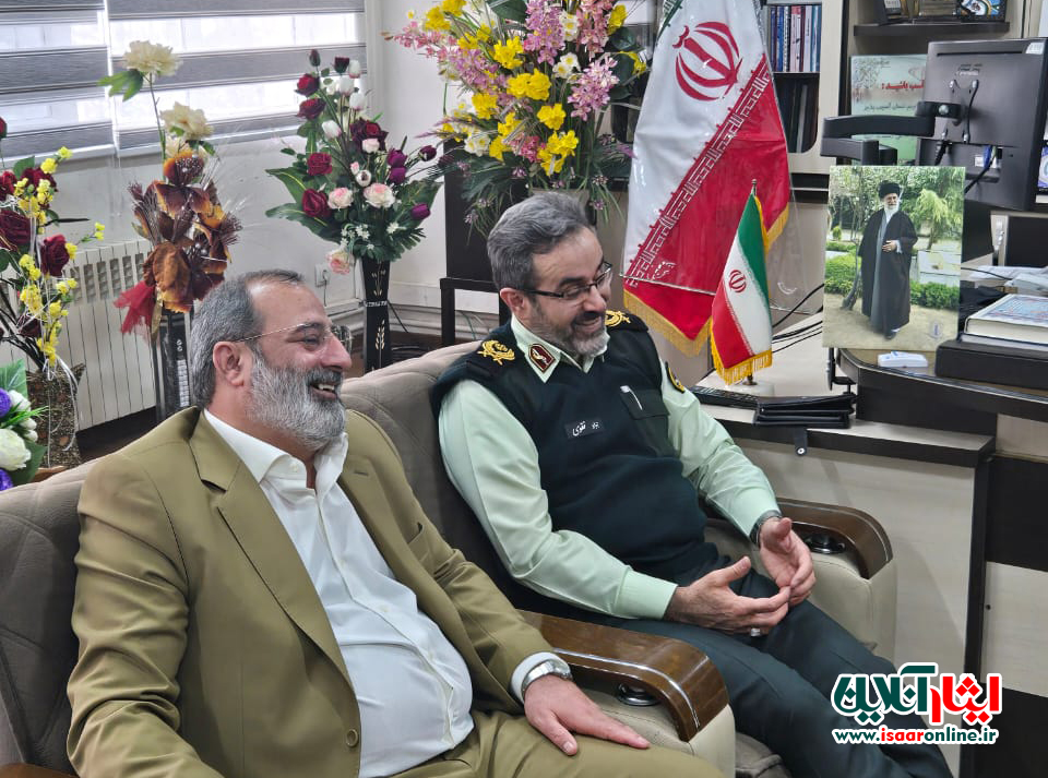 دیدار مسئول قرارکاه اجرایی بیانیه گام دوم انقلاب با فرمانده فراجا اردبیل 