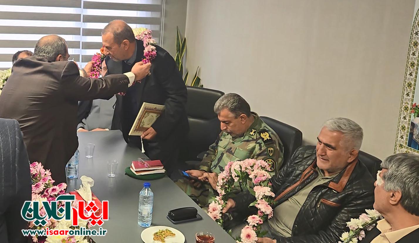 آیینی برای قدردانی از علمداران ایران