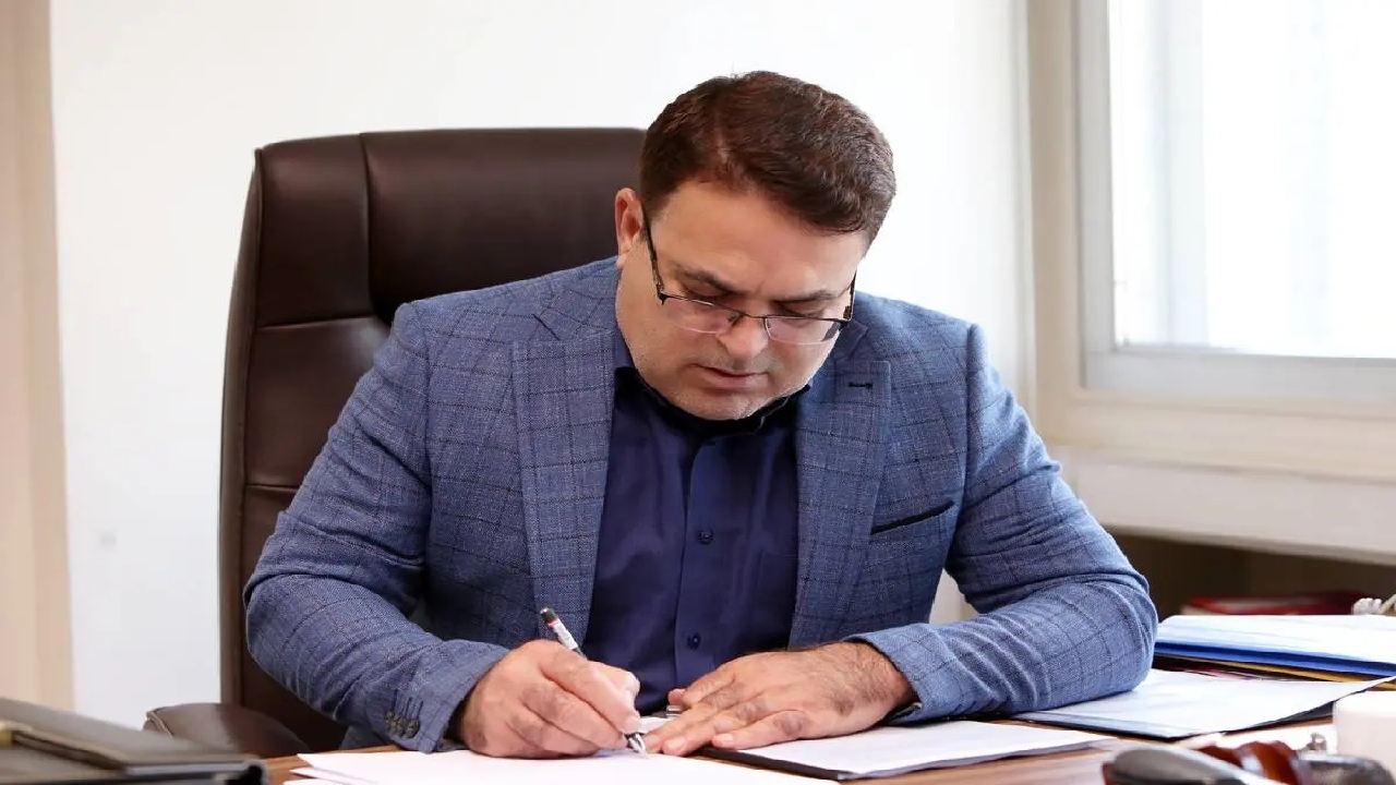 «با کتاب گفت‌و‌گو کنیم»؛ شعار سی‌وچهارمین هفته کتاب 