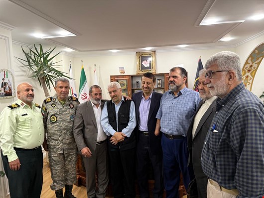 تجلیل از نام آوران و چهره‌های ملی در مراسم هفته فراجا